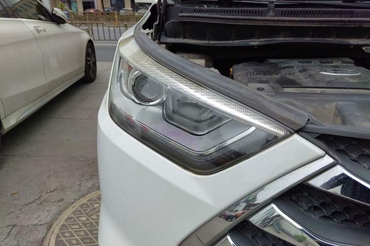 Used JAC Refine S3 2016 1.5L CVT Luxury Smart Premium Edition
