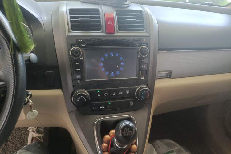 Used Honda CR-V 2010 2.0L manual two-wheel drive urban version
