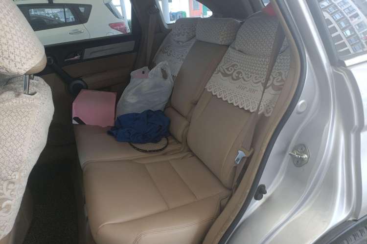 Used Honda CR-V 2010 2.0L manual two-wheel drive urban version
