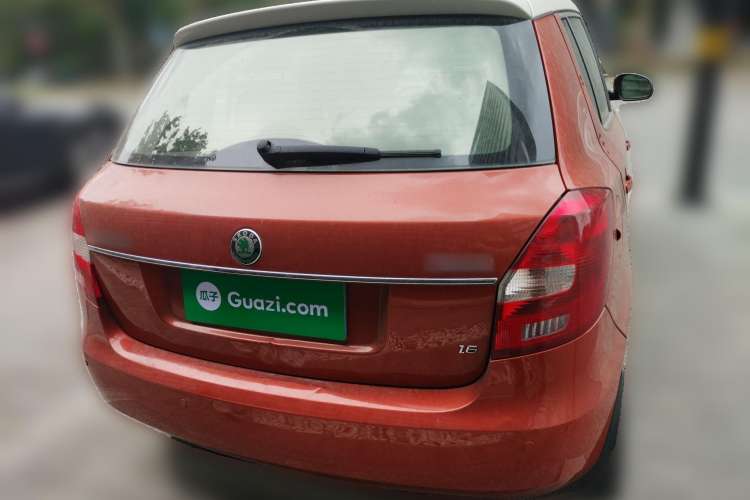 Used Skoda Fabia 2009 1.6L Automatic Crystal Edition
