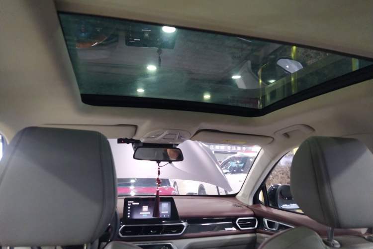 Used Baojun RS-5 2019 1.5T CVT Intelligent Driving Flagship Edition China V Emission Standard
