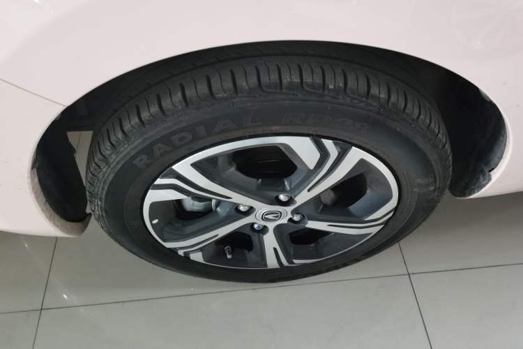 Used Oshan Benni E-Star 2022 Qingxin Edition Colorful Model Lithium Iron Phosphate
