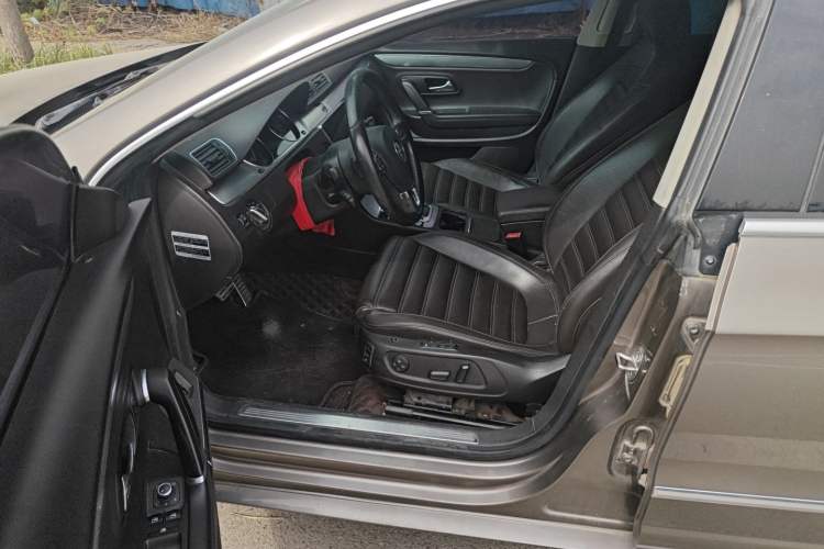 Used Volkswagen CC 2013 2.0 TSI Ultimate Model Driver Seat