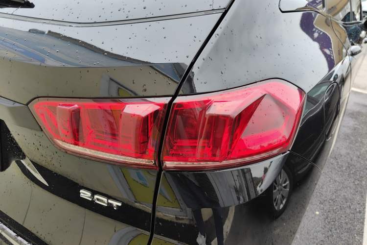 Used Wey VV7 2017 2.0T Ultra-Luxury Version
