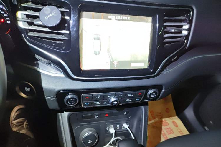 Used Jeep Grand Commander 2018 2.0T Four-Wheel Drive Enjoyment Edition China VI