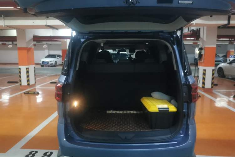 Used SAIC MAXUS G20 2019 First Edition 2.0T Automatic Luxury Version China V Standard
