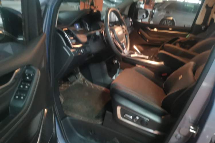 Used SAIC MAXUS G20 2019 First Edition 2.0T Automatic Luxury Version China V Standard
