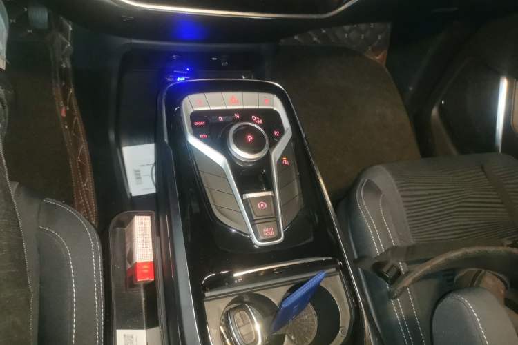 Used SAIC MAXUS G20 2019 First Edition 2.0T Automatic Luxury Version China V Standard
