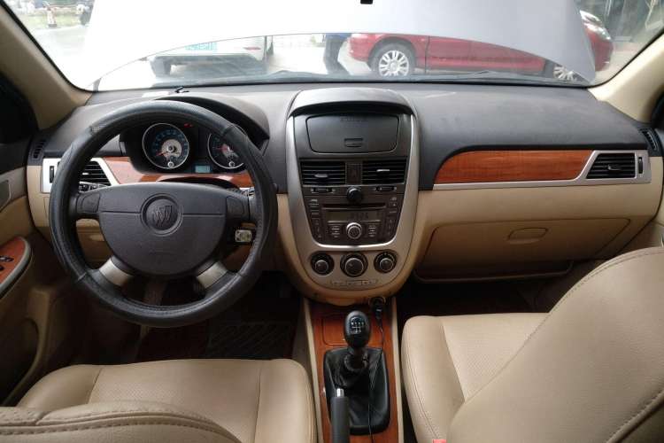 Used Buick Excelle 2011 1.6 LE-MT
