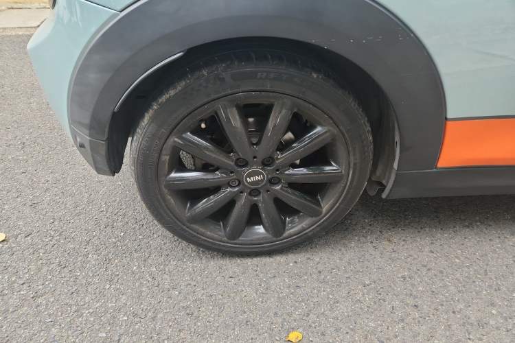 Used MINI MINI 2017 1.5T COOPER Limited Edition in Ice Blue