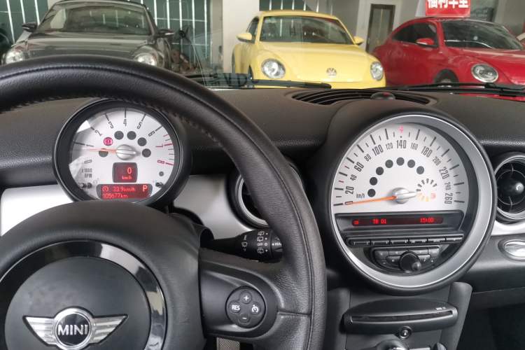 Used MINI Clubman 2011 1.6L COOPER Fun