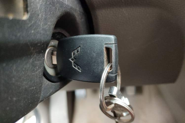 Used Wuling Zhiguang V 2017 1.2L Base Version LMH
