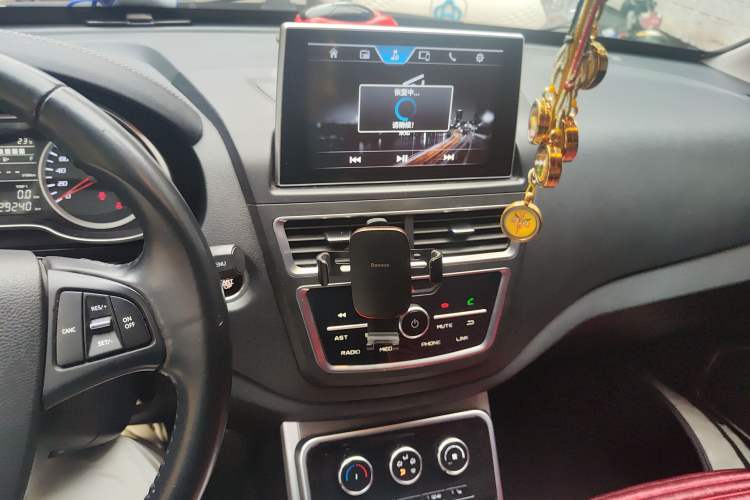 Used Bestune X40 2019 1.6L Automatic Luxury Version China V Emission Standard
