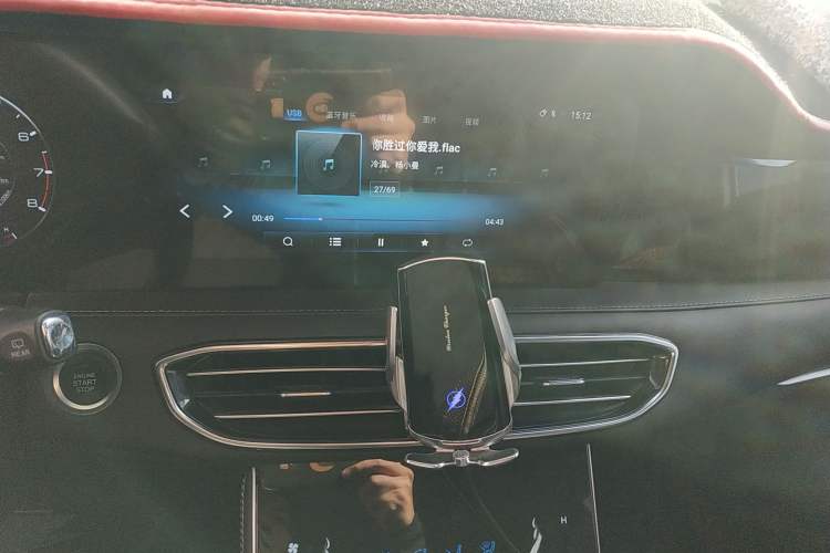 Used JETOUR X90 2021 1.5T Manual Shadow Fun Edition 7-Seater Audio And AC Panel