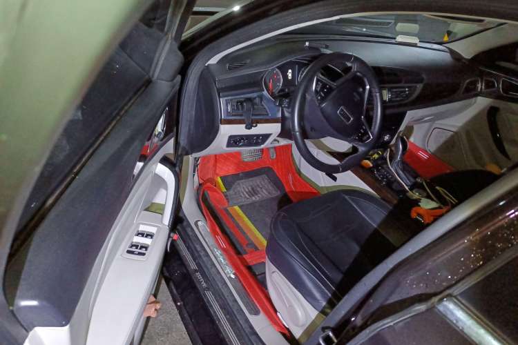 Used Zotye Z700 2016 1.8T DCT Luxury Model Driver Seat