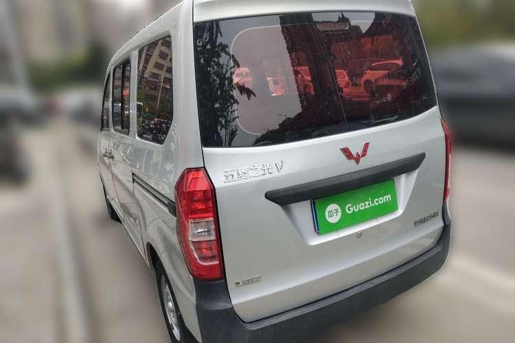 Used Wuling Zhiguang V 2017 1.2L Base Version LMH
