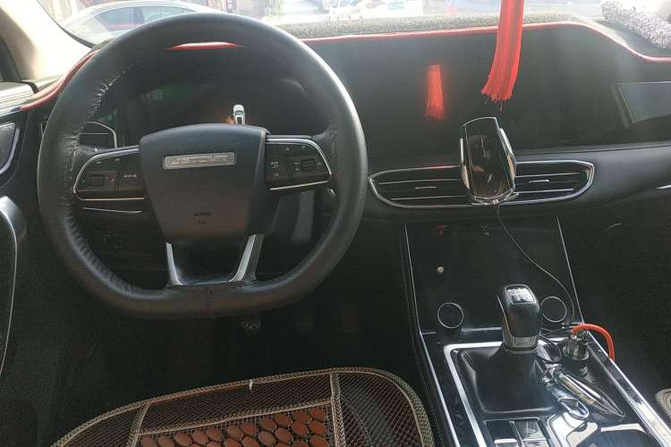 Used JETOUR X90 2021 1.5T Manual Shadow Fun Edition 7-Seater Center Console