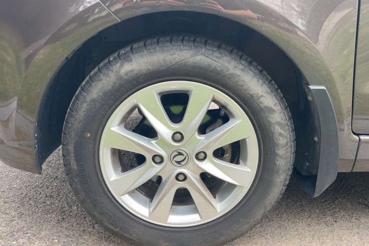 Used Dongfeng Fengon 330 2019 1.5L 330S Manual Comfort Version China VI Standard