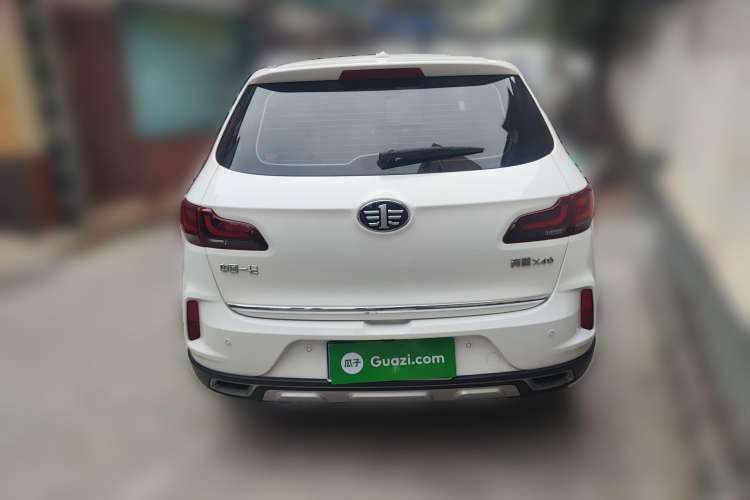 Used Bestune X40 2019 1.6L Automatic Luxury Version China V Emission Standard
