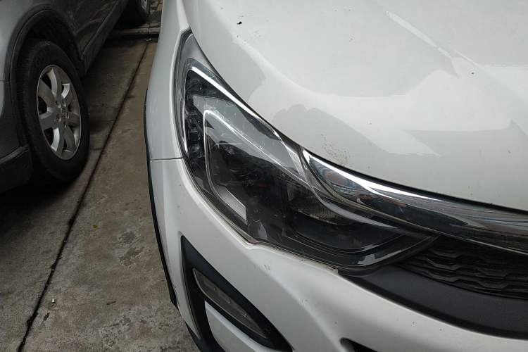 Used BYD Yuan 2017 1.5L Automatic Cool & Connected Model
