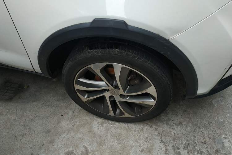 Used BYD Yuan 2017 1.5L Automatic Cool & Connected Model

