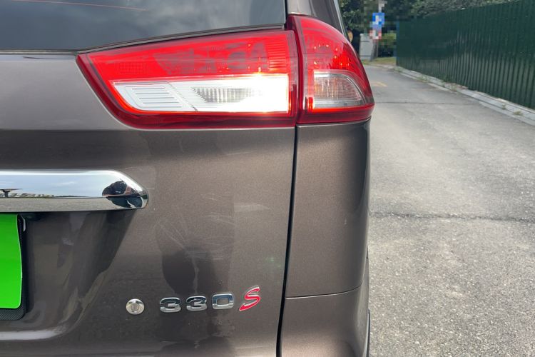 Used Dongfeng Fengon 330 2019 1.5L 330S Manual Comfort Version China VI Standard