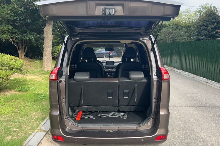 Used Dongfeng Fengon 330 2019 1.5L 330S Manual Comfort Version China VI Standard