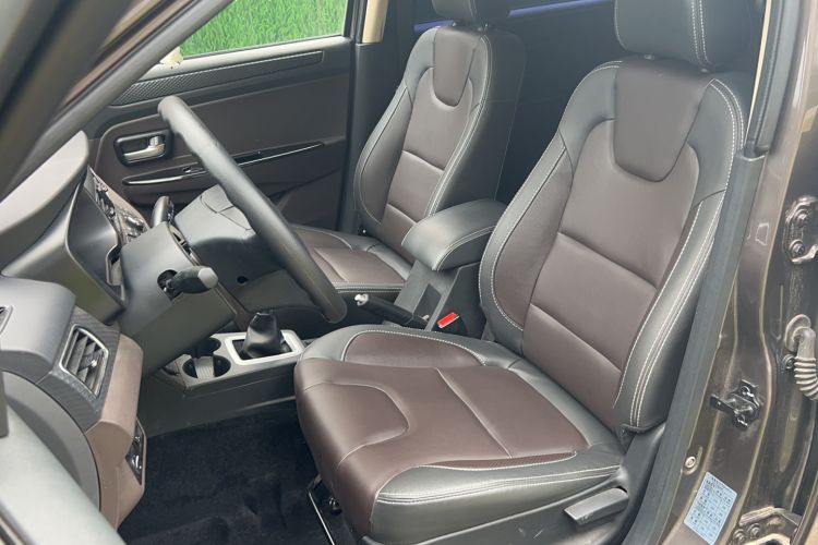 Used Dongfeng Fengon 330 2019 1.5L 330S Manual Comfort Version China VI Standard