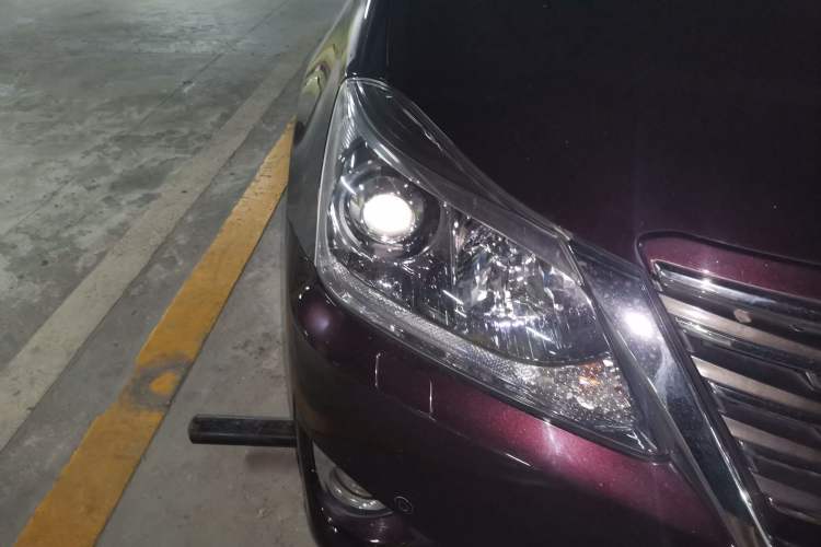 Used Toyota Crown 2012 2.5L Royal Leather Edition