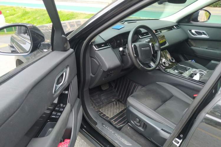 Used Land Rover Range Velar 2020 P250
