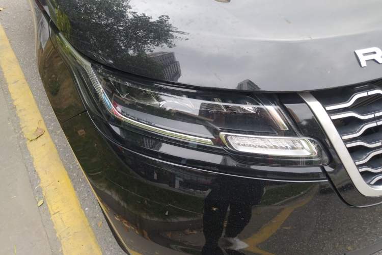 Used Land Rover Range Velar 2020 P250
