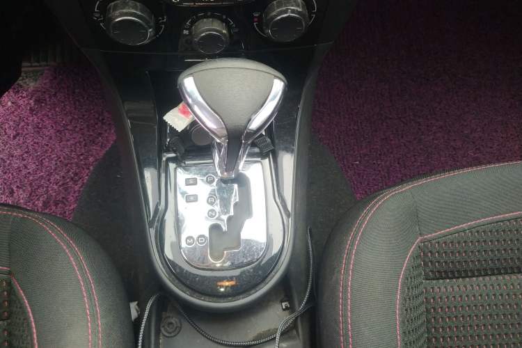 Used Citroen C-Quatre 2013 CROSS 1.6L Automatic Gear Lever