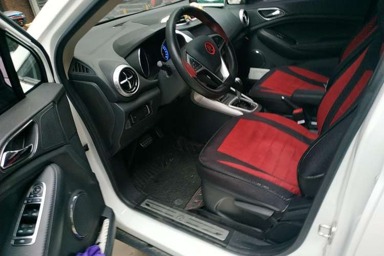 Used BYD Yuan 2017 1.5L Automatic Cool & Connected Model
