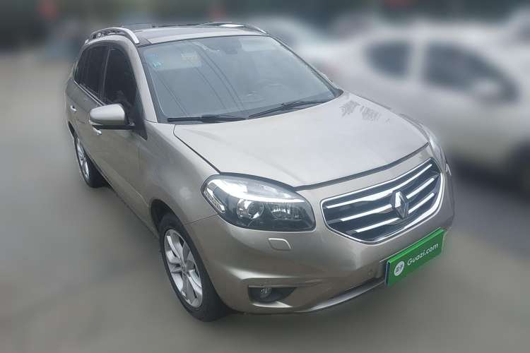 Used Renault Koleos 2013 2.5L Two-Wheel-Drive Luxury Edition
