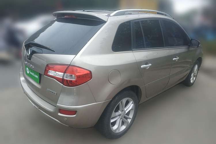 Used Renault Koleos 2013 2.5L Two-Wheel-Drive Luxury Edition
