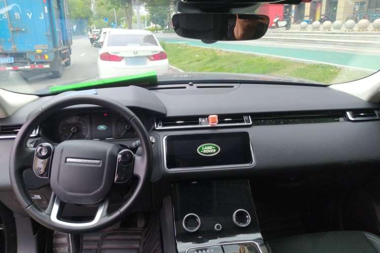 Used Land Rover Range Velar 2020 P250
