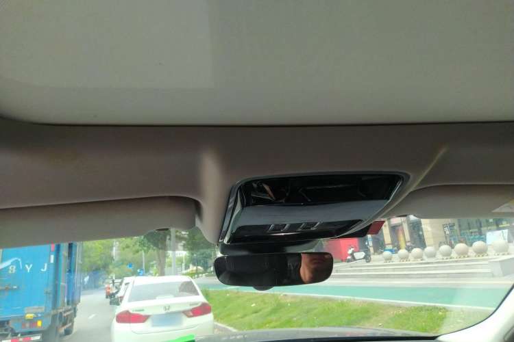 Used Land Rover Range Velar 2020 P250
