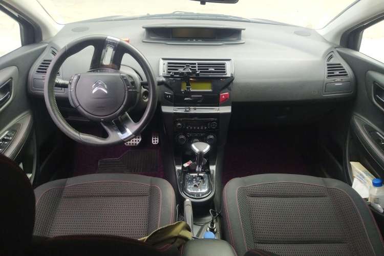 Used Citroen C-Quatre 2013 CROSS 1.6L Automatic Center Console