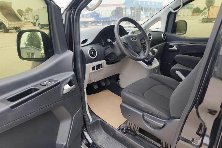 Used JAC M3 2019 Creator Edition 1.6L Luxury Version Driver Seat