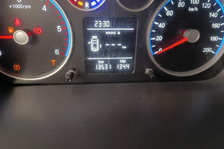 Used Foton Toano 2021 2.0T Manual Tongtu Extended-Wheelbase Mid-Roof 9-Seater 4F20TC3