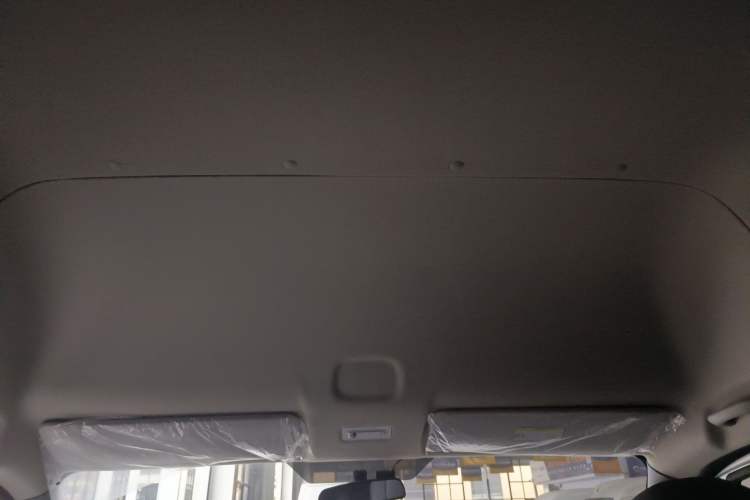 Used Foton Toano 2021 2.0T Manual Tongtu Extended-Wheelbase Mid-Roof 9-Seater 4F20TC3