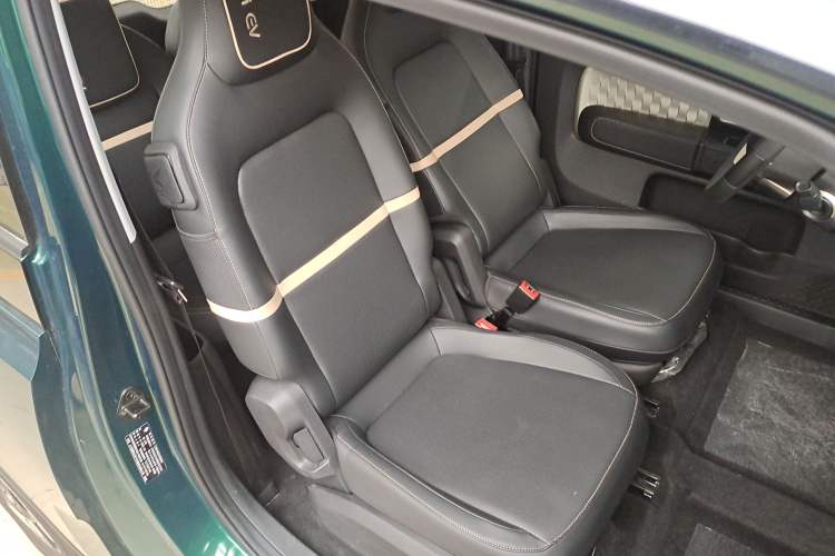 Used Baojun KiWi EV 2021 Designer Ternary Lithium
