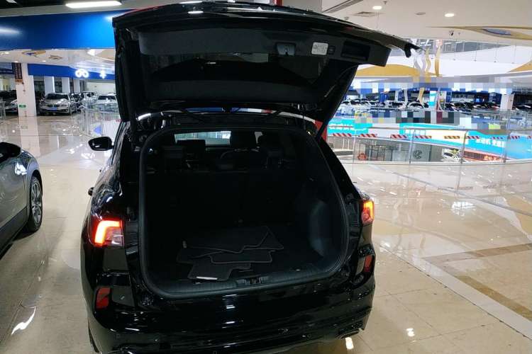 Used Ford Escape 2020 EcoBoost 245 Four-Wheel Drive ST-LINE Deluxe Edition