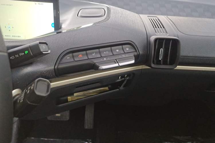 Used Baojun KiWi EV 2022 Artist Lite Edition Lithium Iron Phosphate