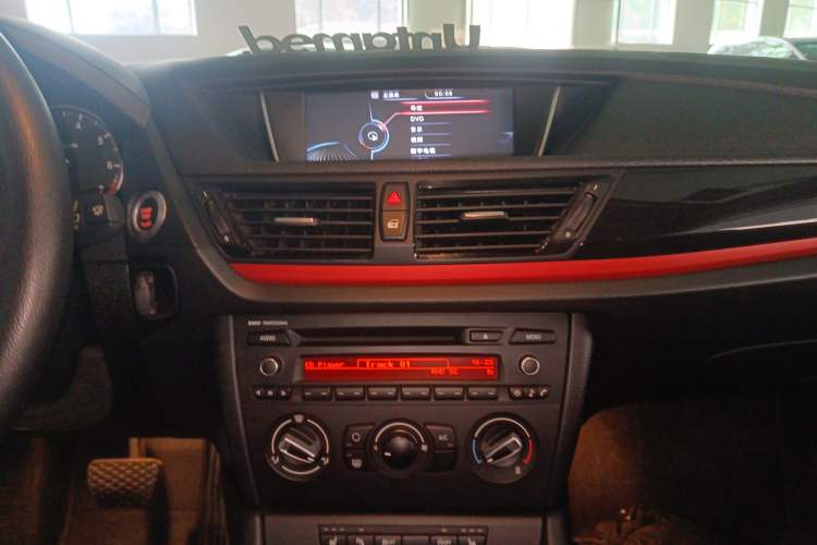 Used BMW X1 2015 sDrive18i Fashion Upgrade Edition