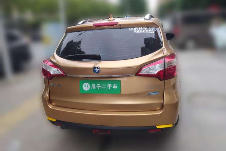 Used Venucia T70 2015 2.0L CVT Smart Choice Edition