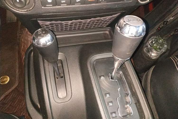 Used Jeep Wrangler 2017 3.0L Sahara Four-Door Comfort Edition