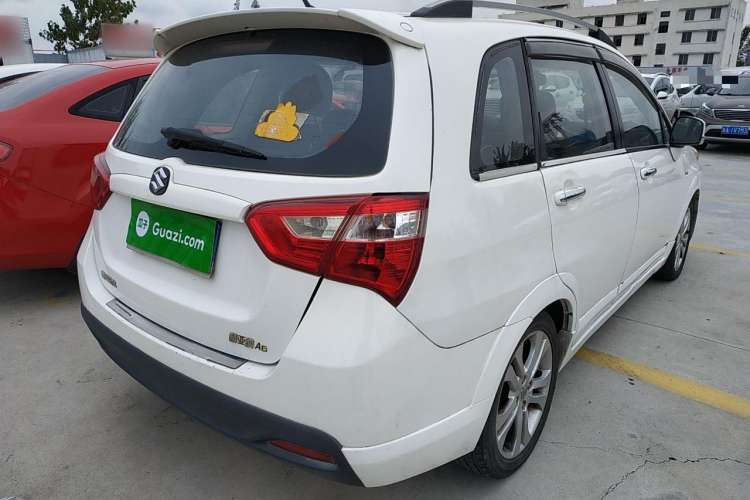 Used Suzuki Liana 2013 Hatchback 1.4L Manual Standard Model 2
