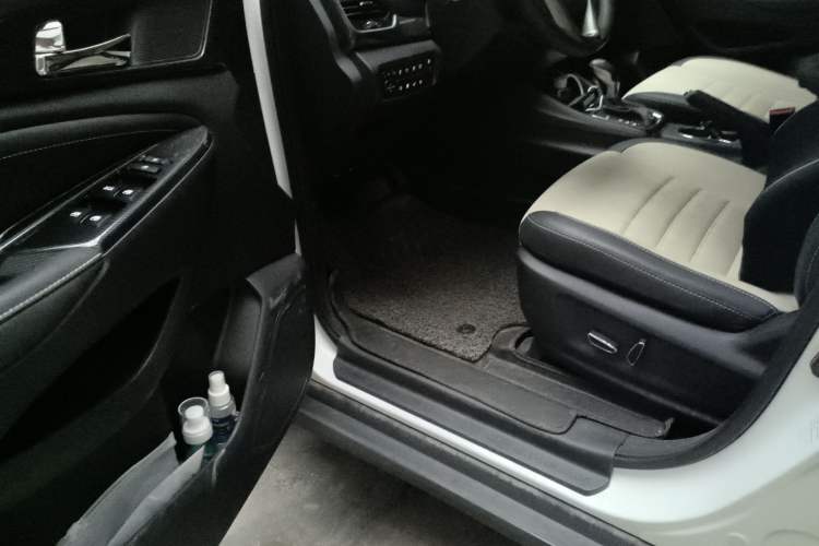 Used Oshan A800 2017 1.5T Automatic ZhiZun Model
