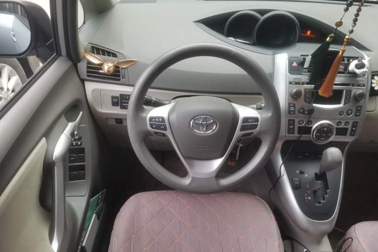 Used Toyota Verso 2011 180G CVT Comfort Edition
